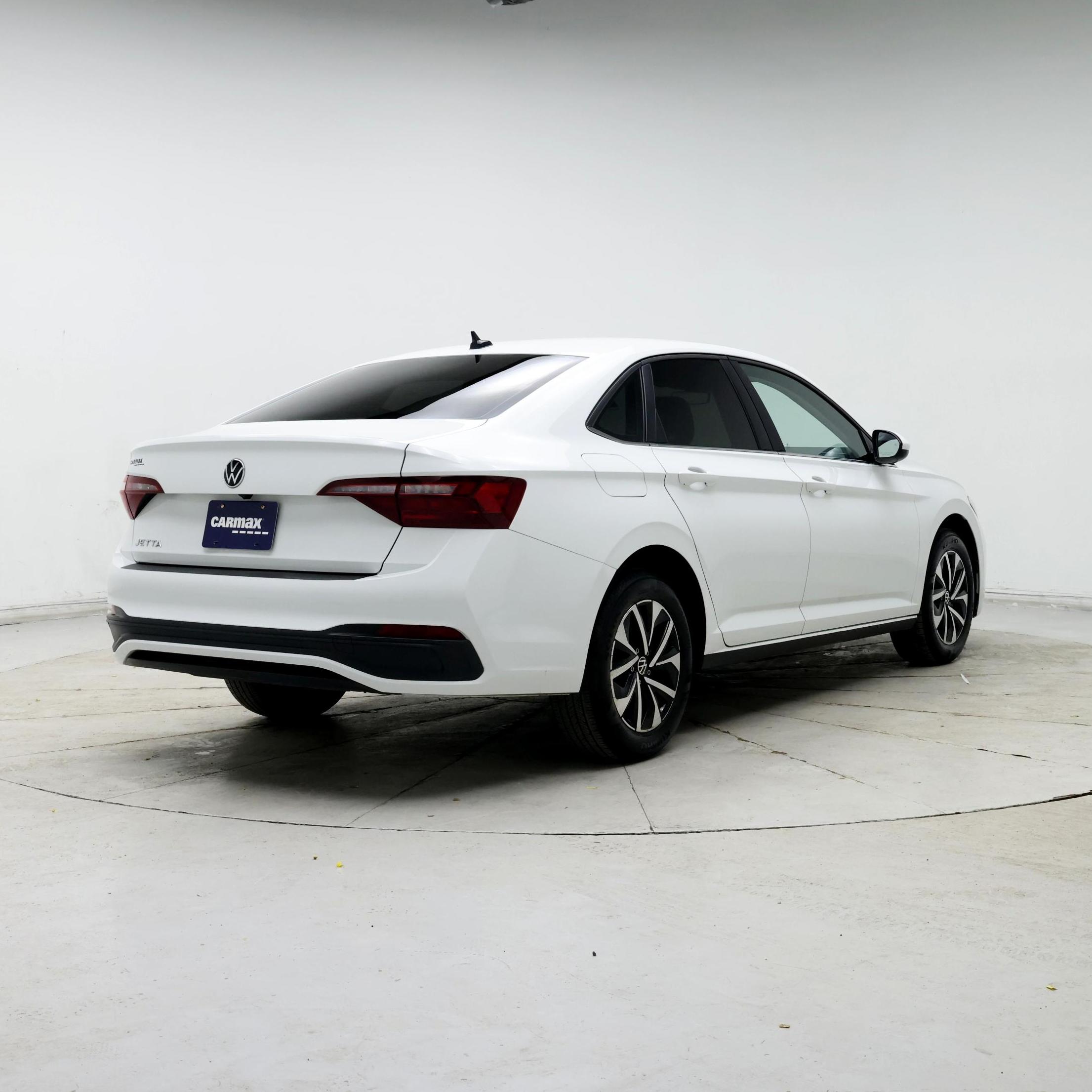 Thumbnail: 2024 Volkswagen Jetta - 8