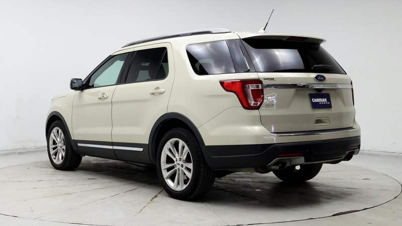 2018 Ford Explorer XLT 2