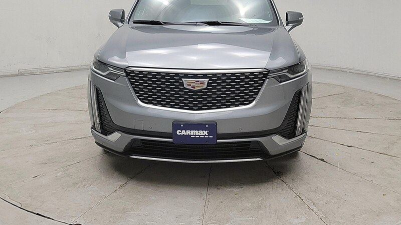 2023 Cadillac XT6 Premium Luxury 2