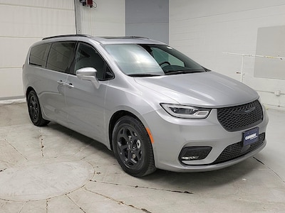 2021 Chrysler Pacifica Hybrid Limited -
                Denver, CO