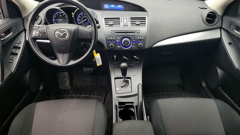 2013 Mazda Mazda3 i SV 9