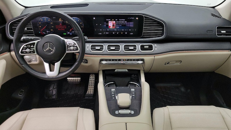 2022 Mercedes-Benz GLS 450 9