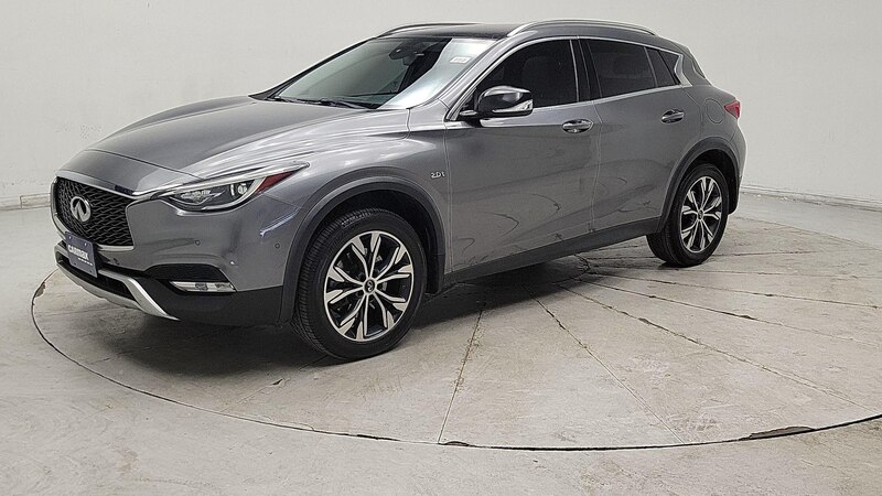 2018 INFINITI QX30 Premium 3