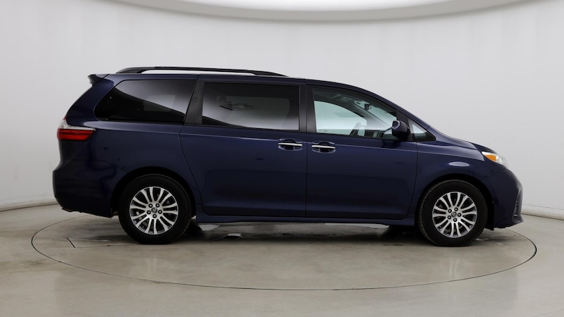 2020 Toyota Sienna XLE 7