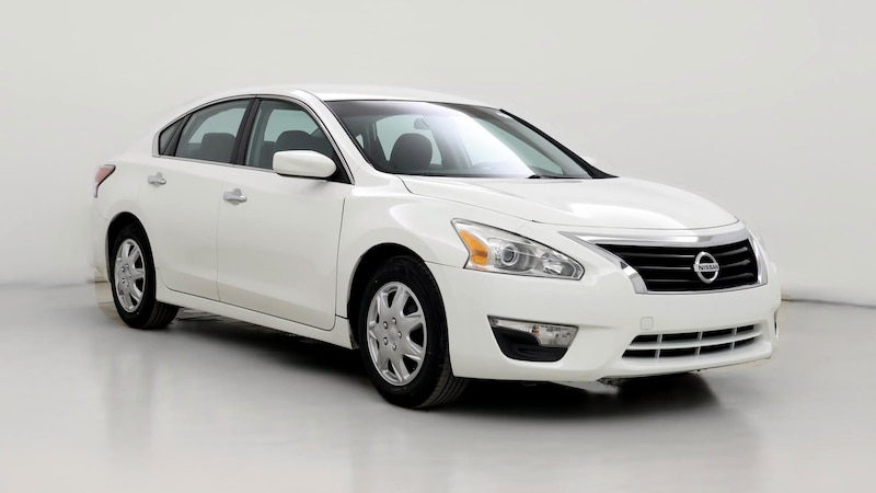 2015 Nissan Altima S Hero Image