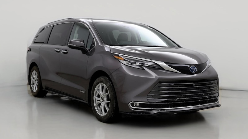 2021 Toyota Sienna Platinum Hero Image