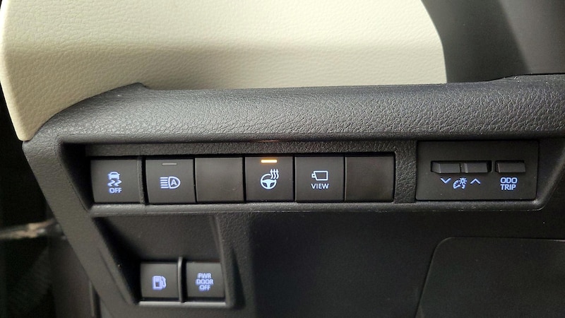 2021 Toyota Sienna Platinum 13