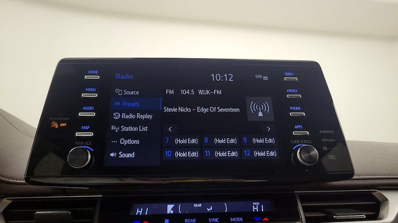 2021 Toyota Sienna Platinum 16