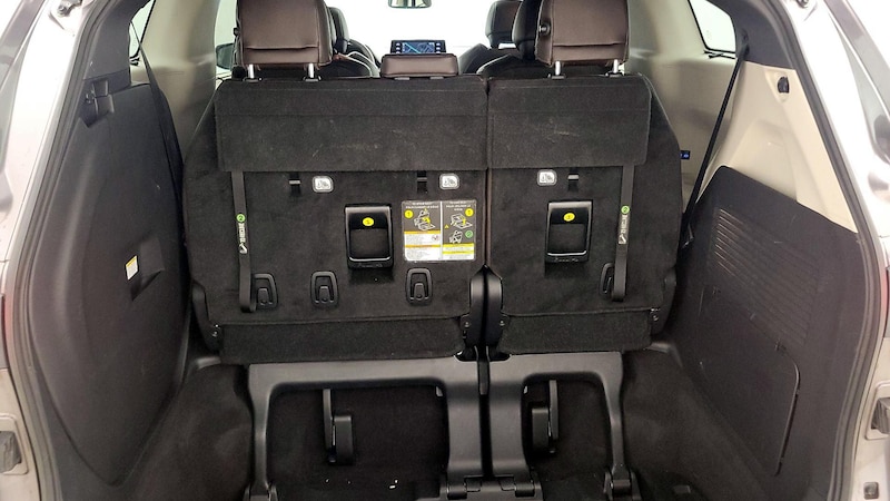 2021 Toyota Sienna Platinum 23