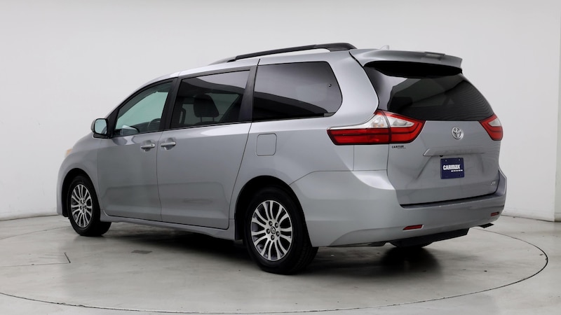 2018 Toyota Sienna XLE 6