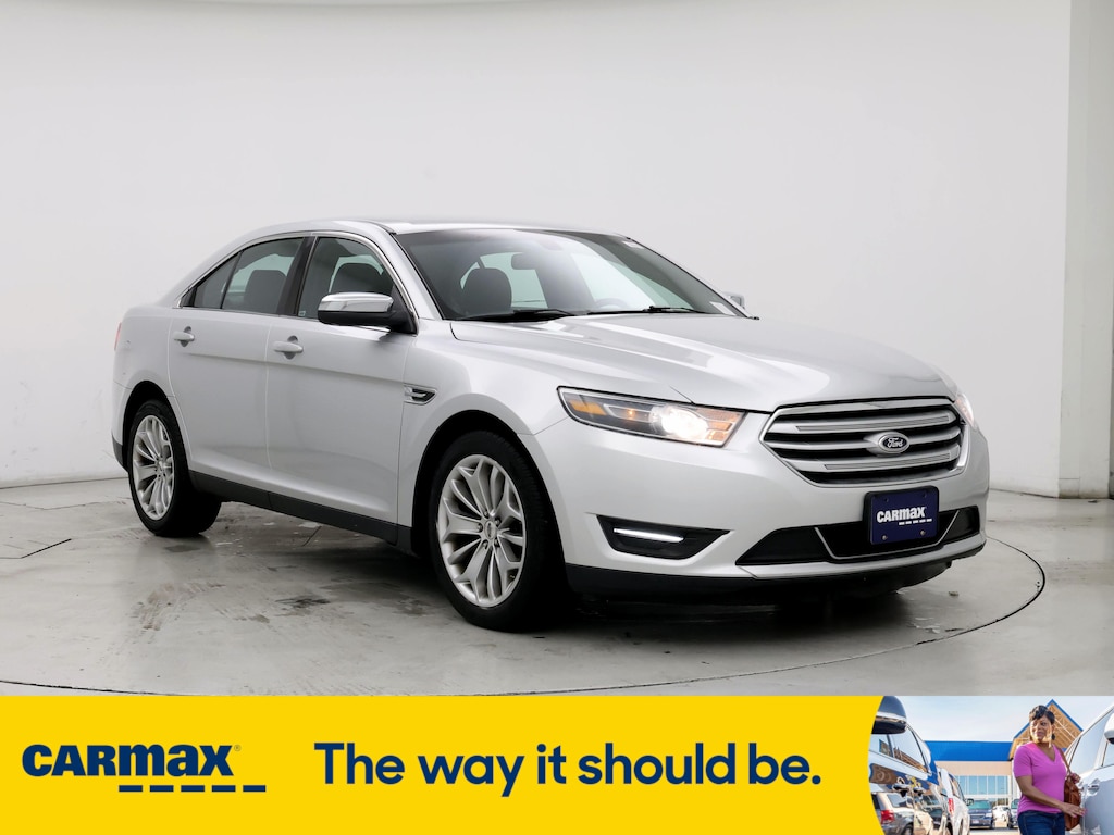 2015 Ford Taurus