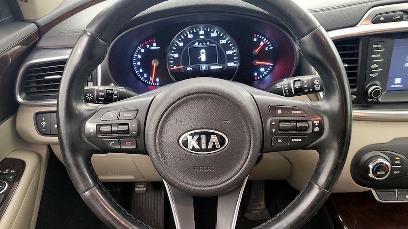 2018 Kia Sorento EX 10