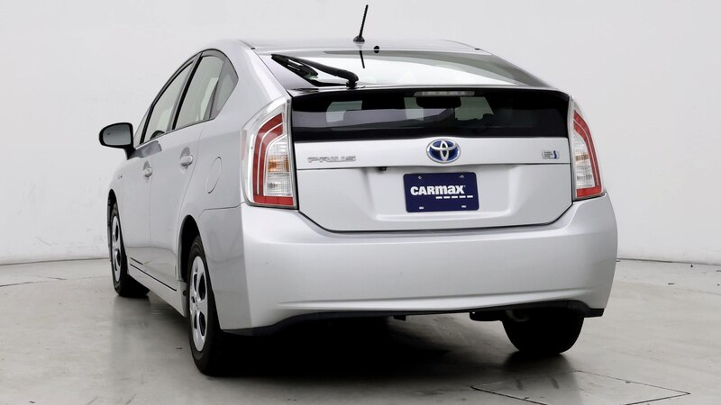 2015 Toyota Prius Two 6