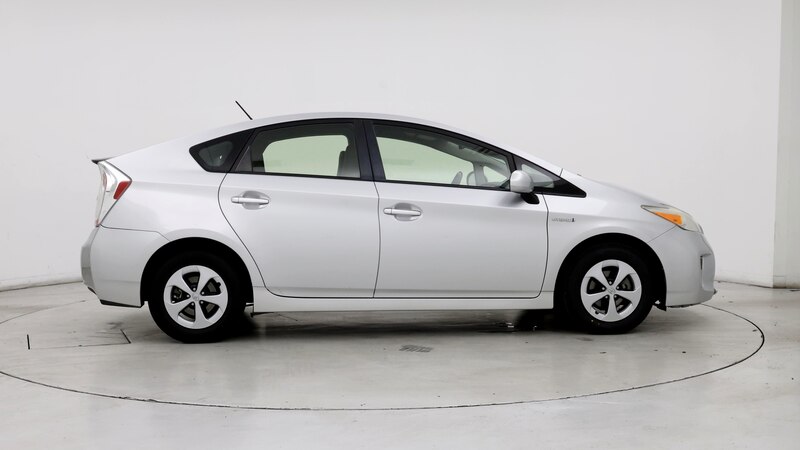 2015 Toyota Prius Two 7