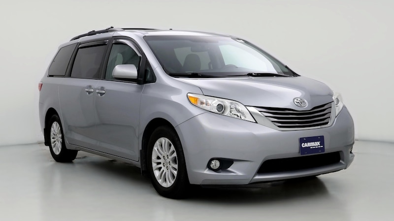 2017 Toyota Sienna XLE Hero Image