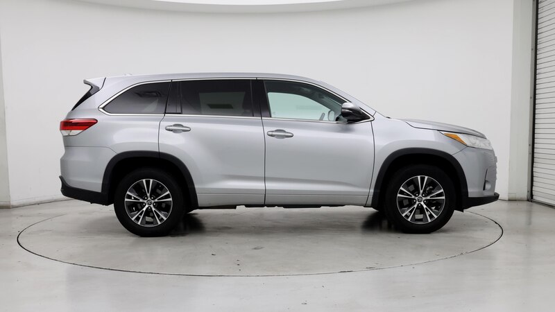 2017 Toyota Highlander Plus 7