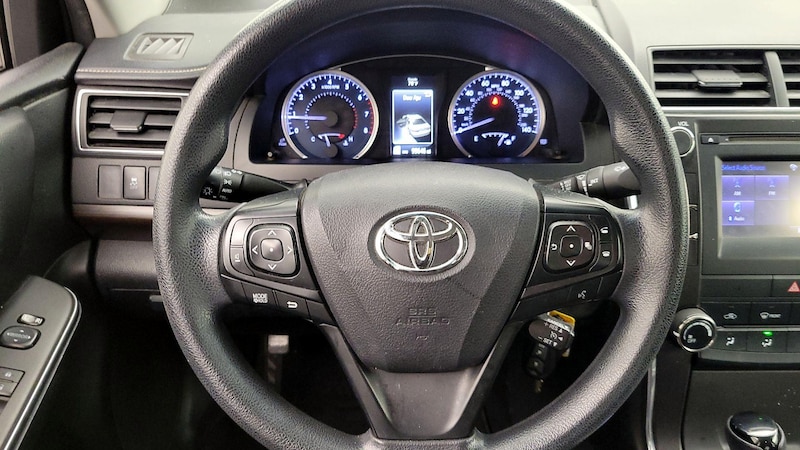 2016 Toyota Camry LE 10