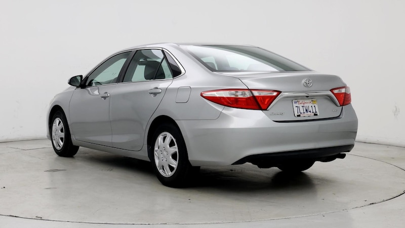 2016 Toyota Camry LE 2