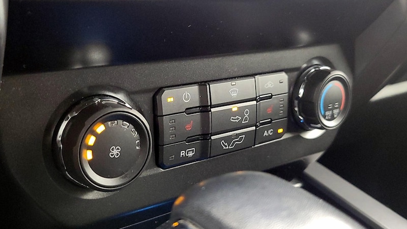 2019 Ford F-150 XLT 17