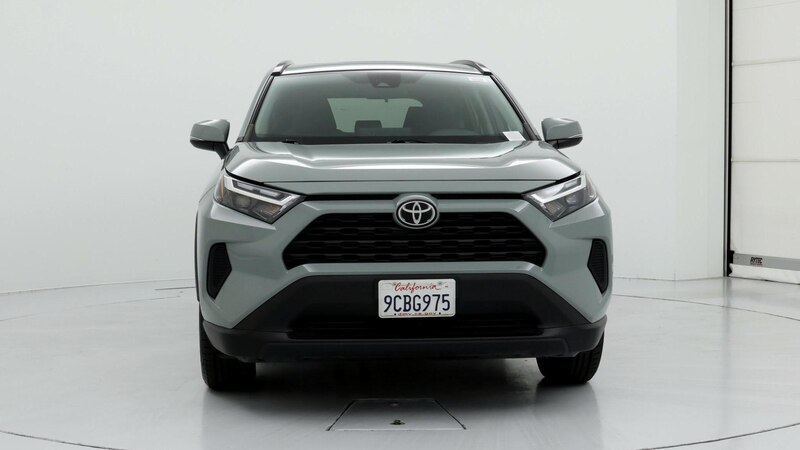 2022 Toyota RAV4 XLE 5