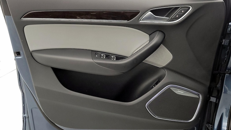 2016 Audi Q3 Prestige 12