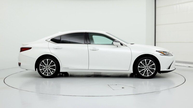 2021 Lexus ES Hybrid 300h 7