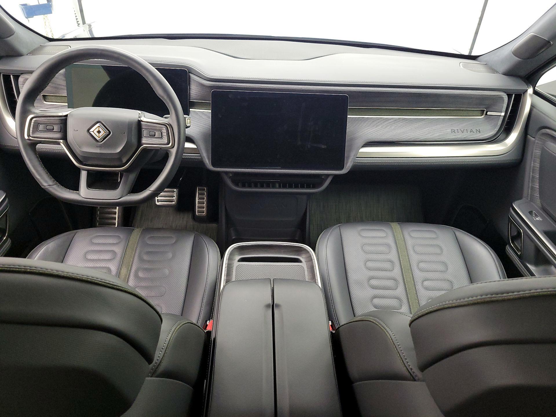 Thumbnail: 2022 Rivian R1T - 9