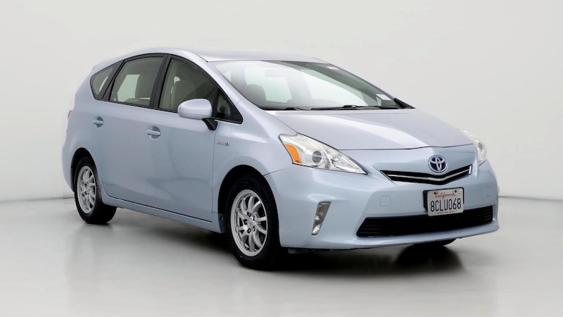 2014 Toyota Prius v Two Hero Image