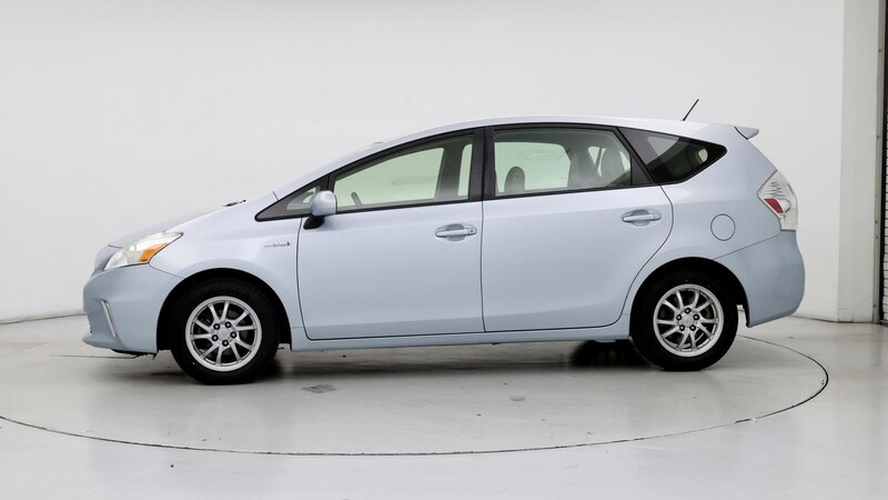 2014 Toyota Prius v Two 3