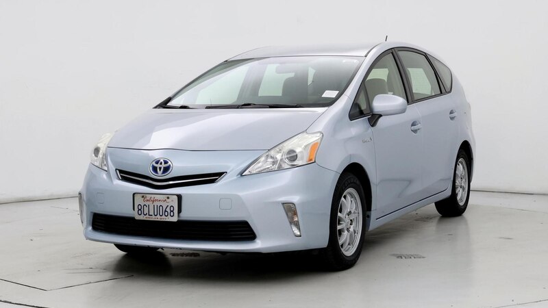 2014 Toyota Prius v Two 4