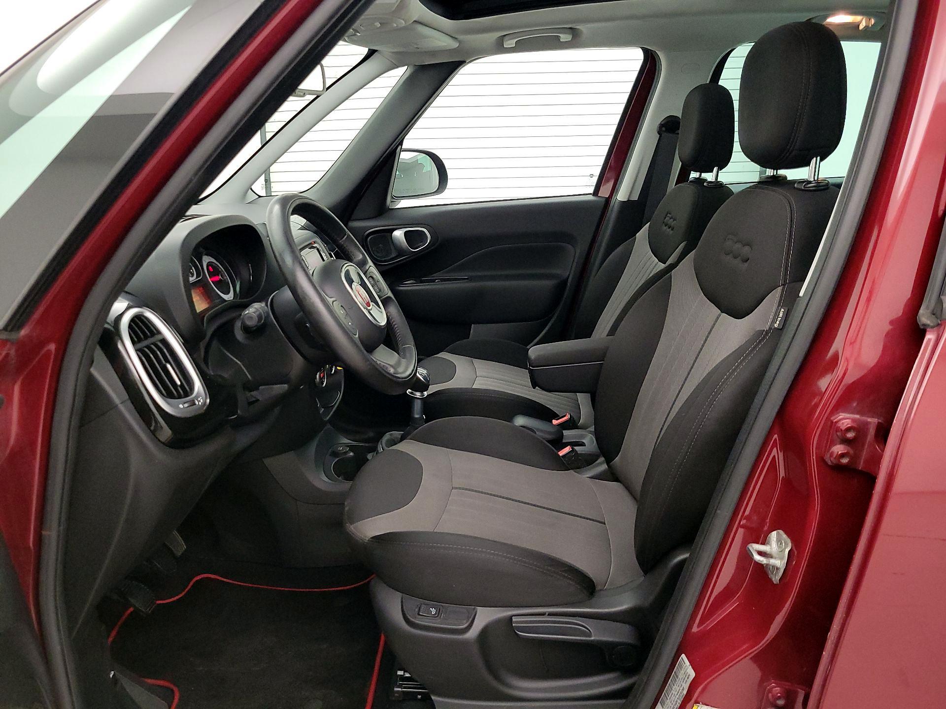 Thumbnail: 2016 Fiat 500L - 11