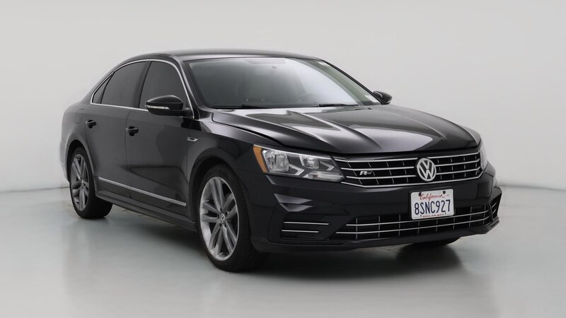 2017 Volkswagen Passat R-Line Hero Image