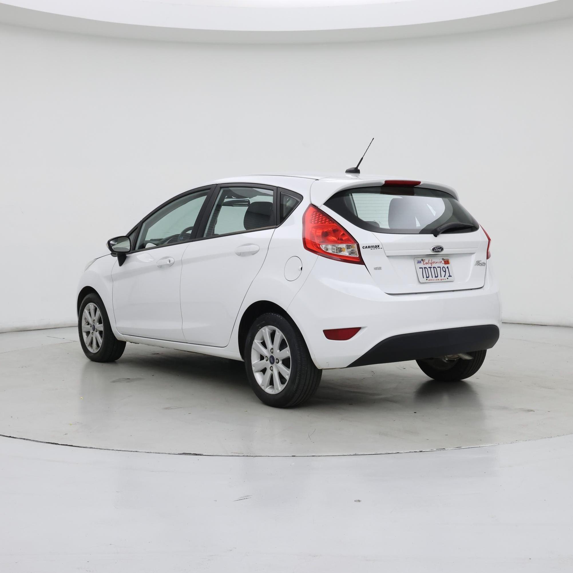 Thumbnail: 2013 Ford Fiesta - 2