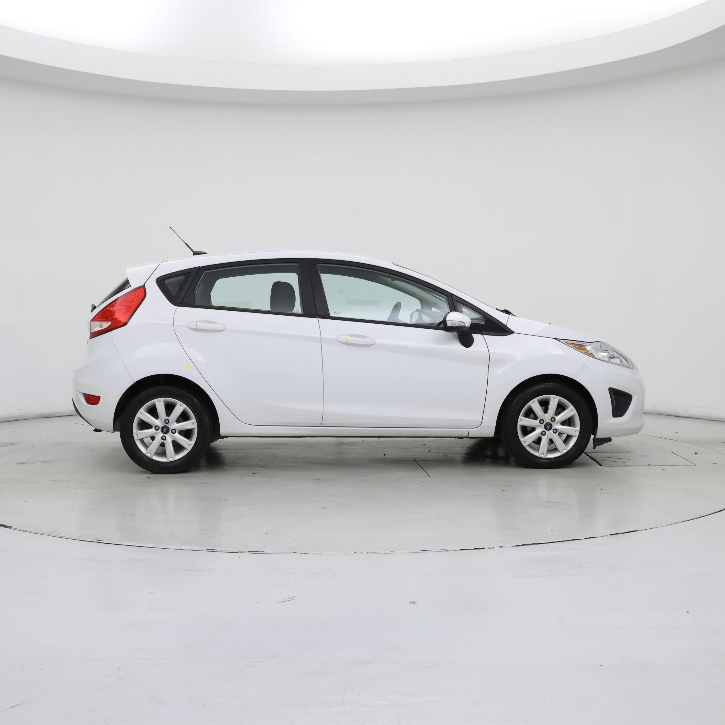 Thumbnail: 2013 Ford Fiesta - 7