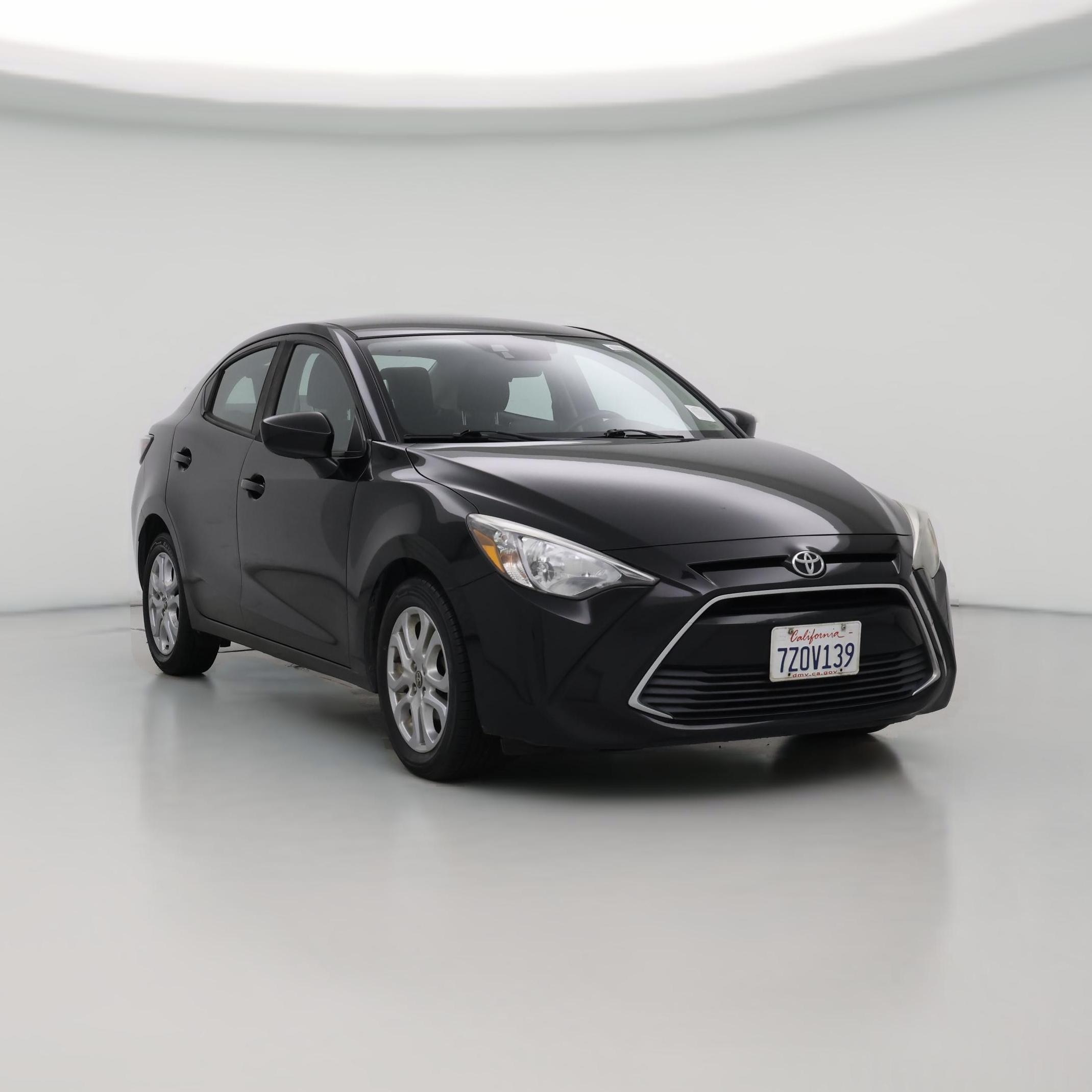 Thumbnail: 2017 Toyota Yaris iA - 1