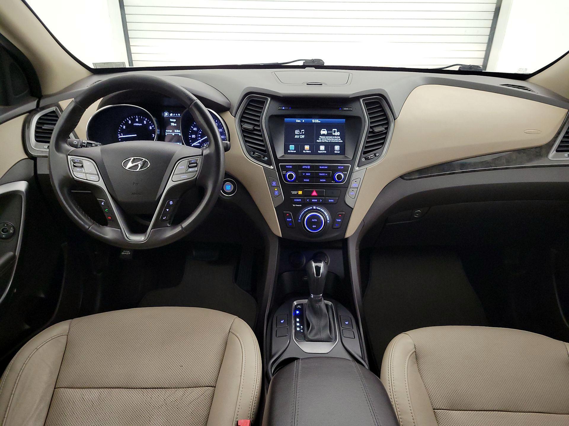 Thumbnail: 2017 Hyundai Santa Fe - 9