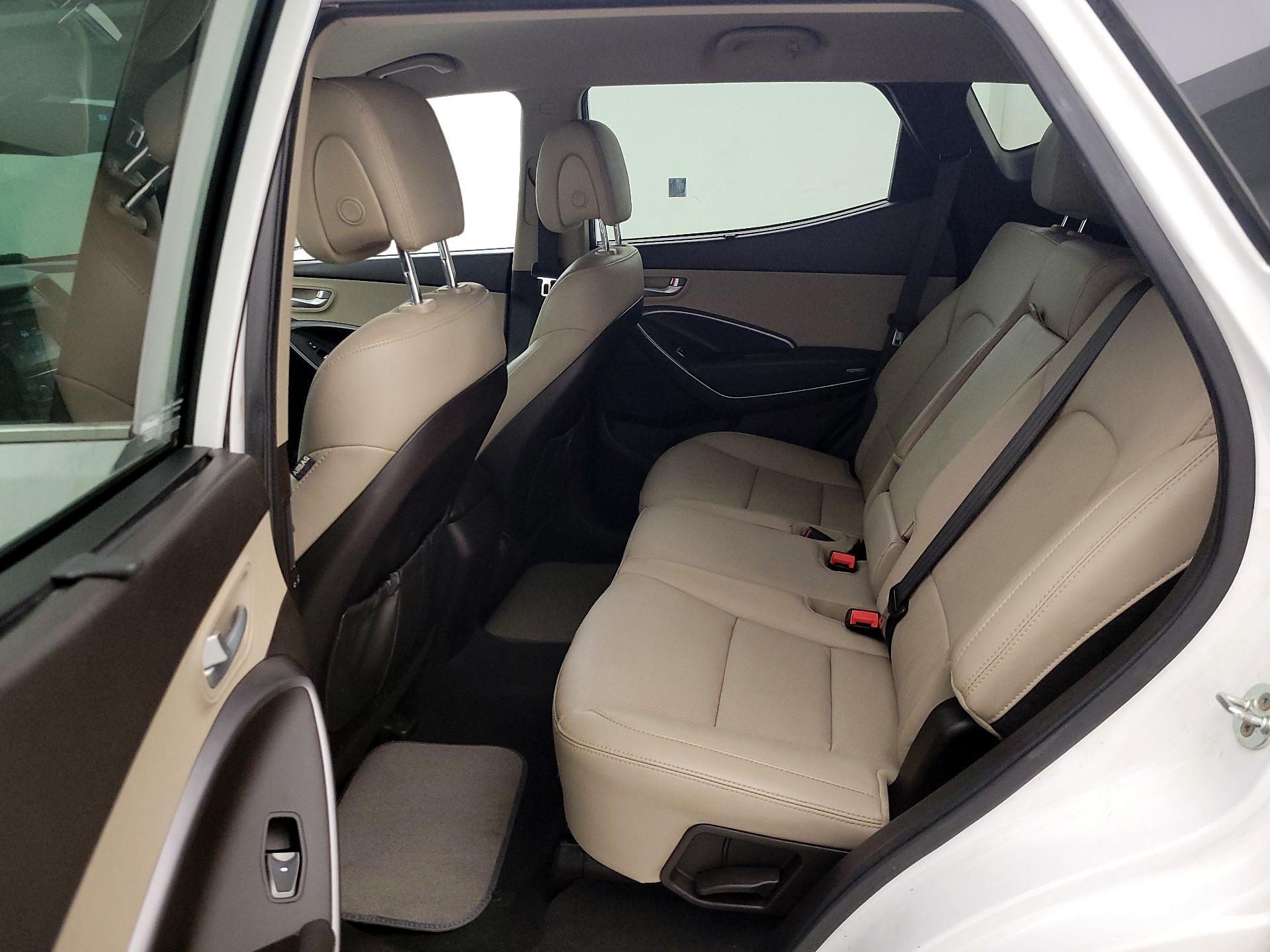 Thumbnail: 2017 Hyundai Santa Fe - 18