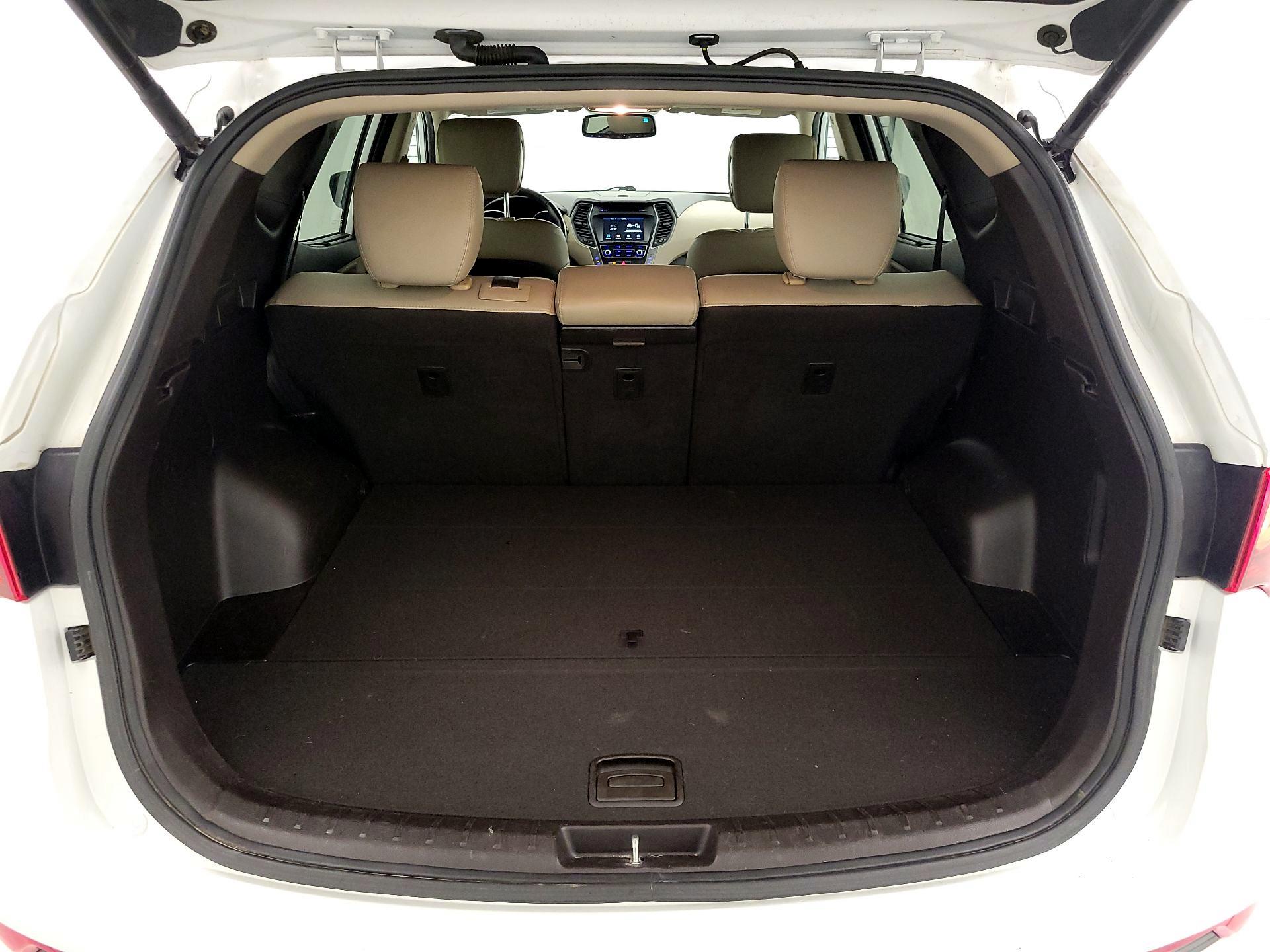 Thumbnail: 2017 Hyundai Santa Fe - 19