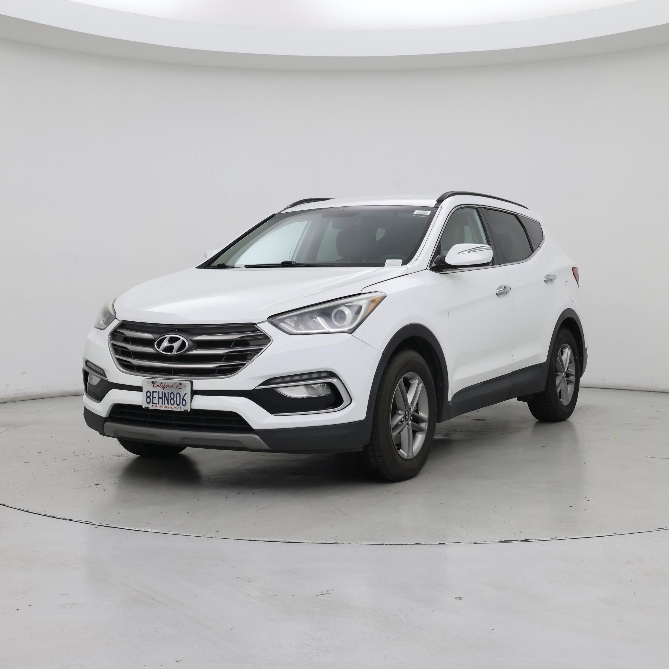 Thumbnail: 2017 Hyundai Santa Fe - 4