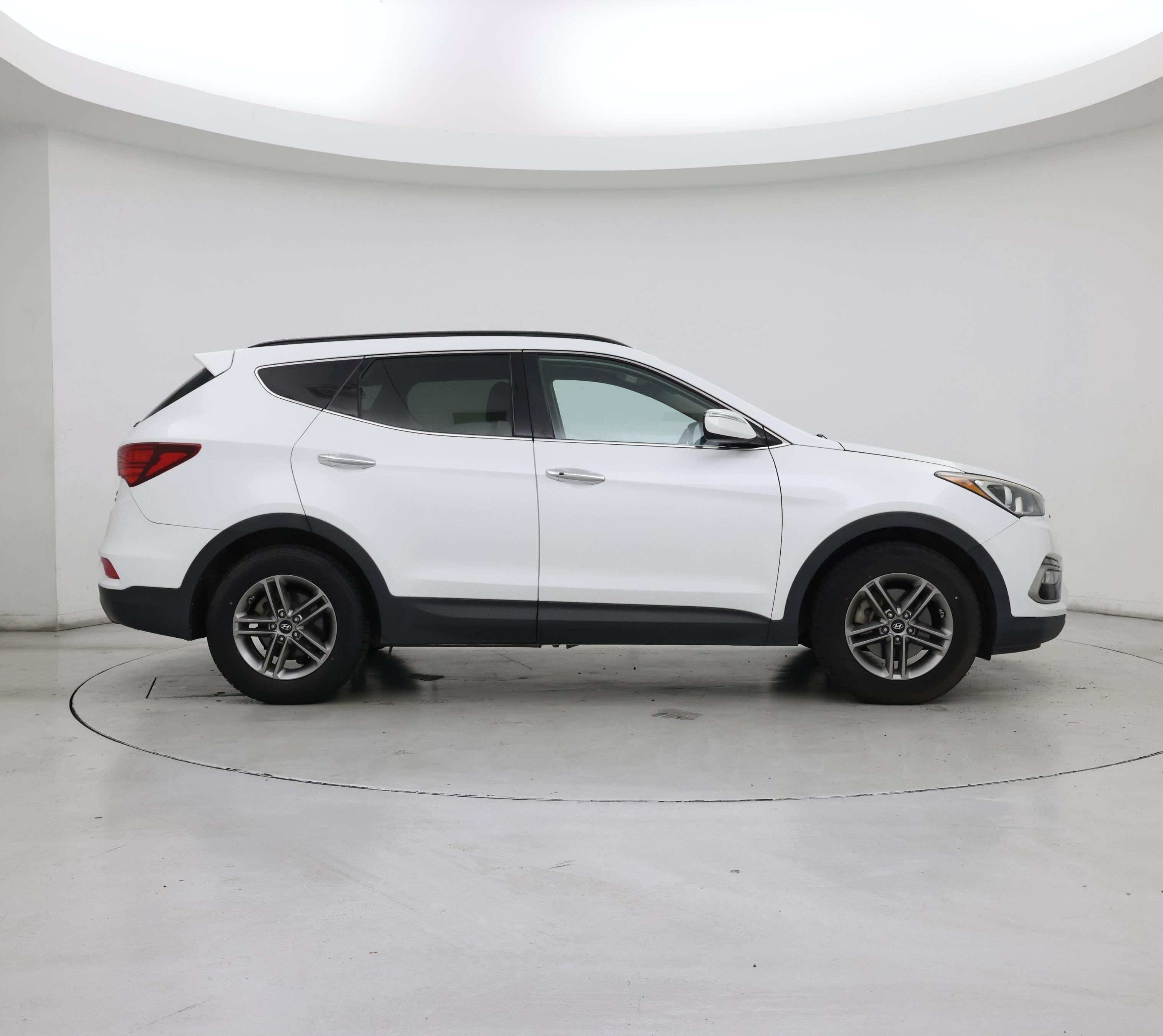 Thumbnail: 2017 Hyundai Santa Fe - 7