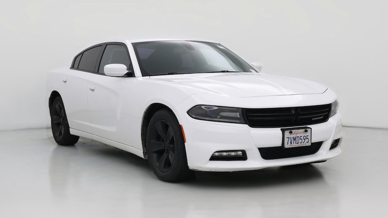 2017 Dodge Charger SXT Hero Image