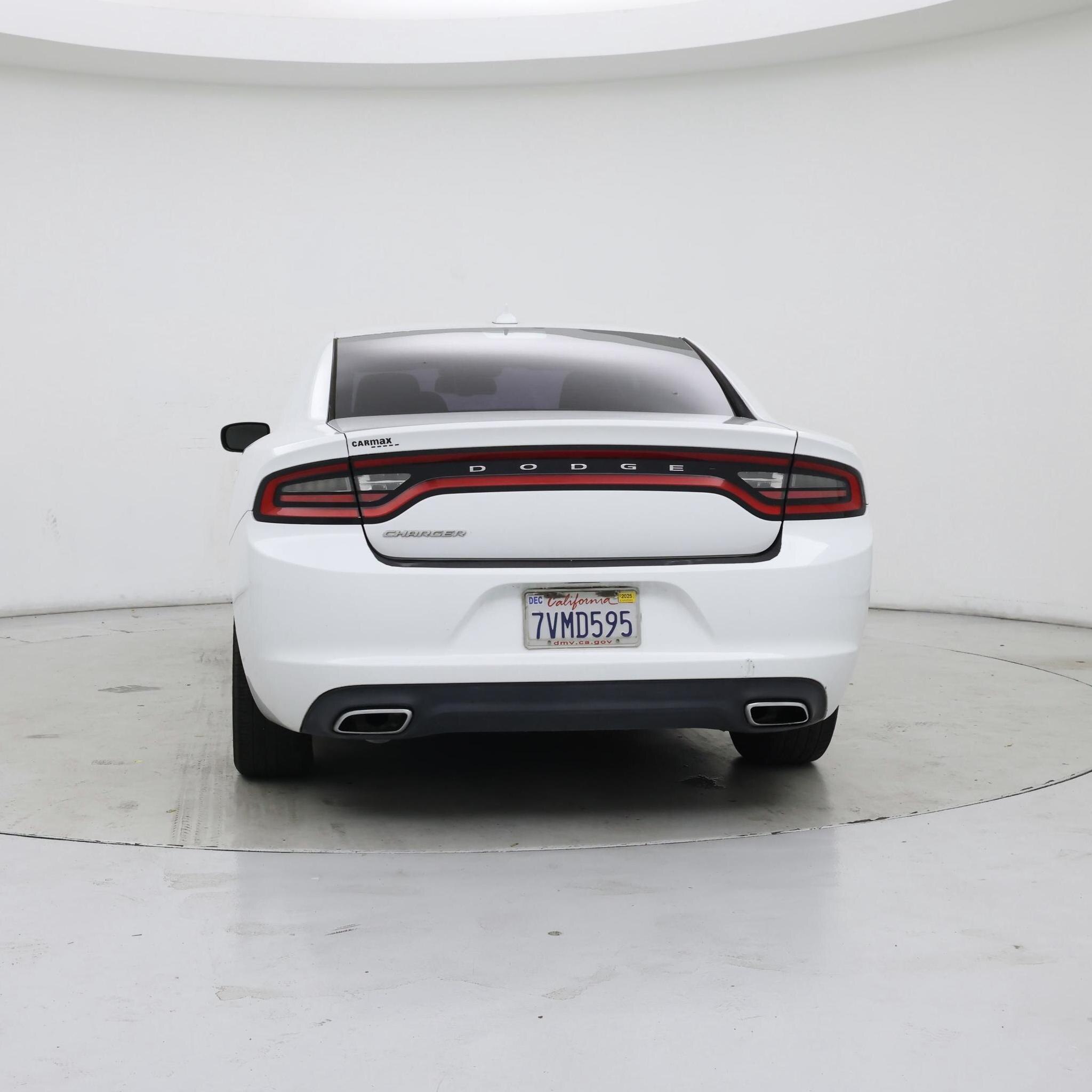 Thumbnail: 2017 Dodge Charger - 6