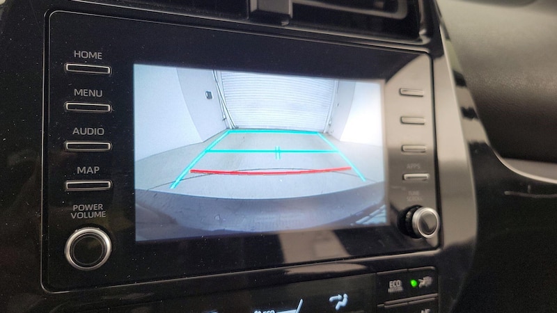 2020 Toyota Prius XLE 14