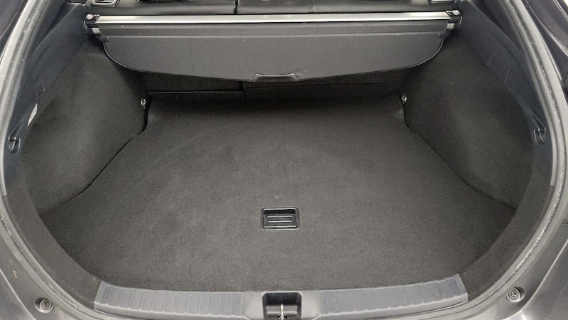 2020 Toyota Prius XLE 20