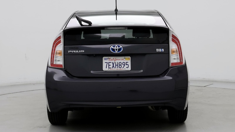 2015 Toyota Prius Two 6