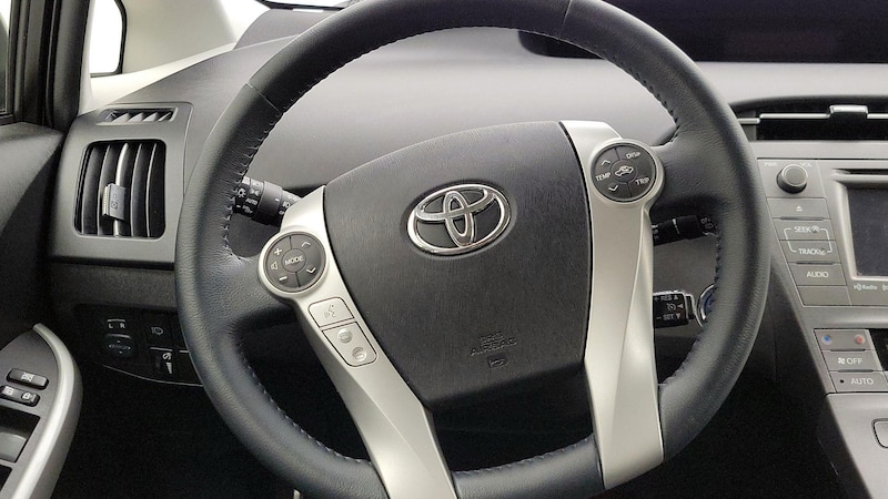 2013 Toyota Prius Five 10