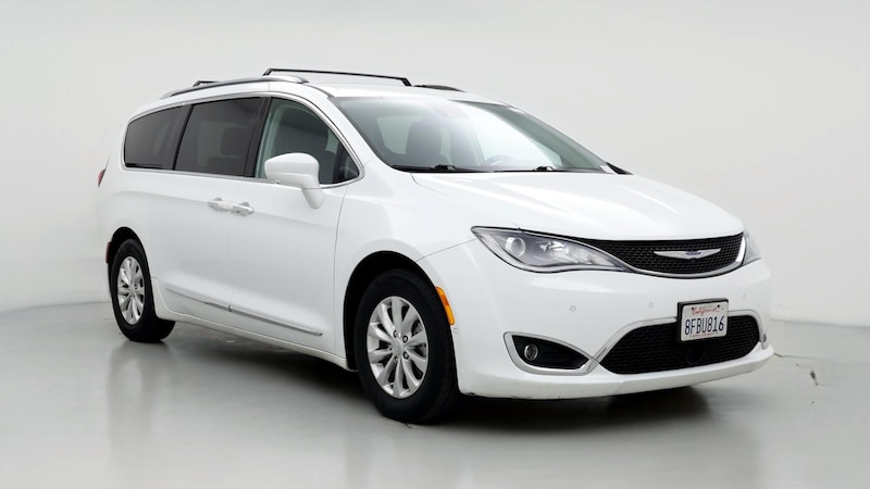 2018 Chrysler Pacifica  Hero Image