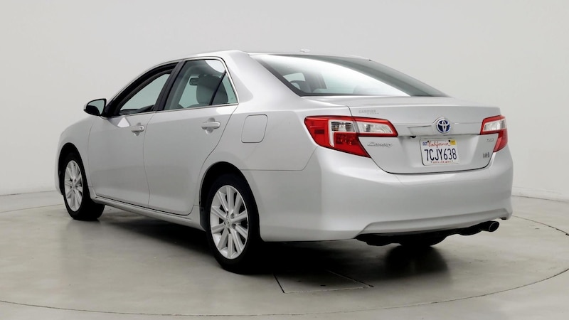 2013 Toyota Camry XLE 2