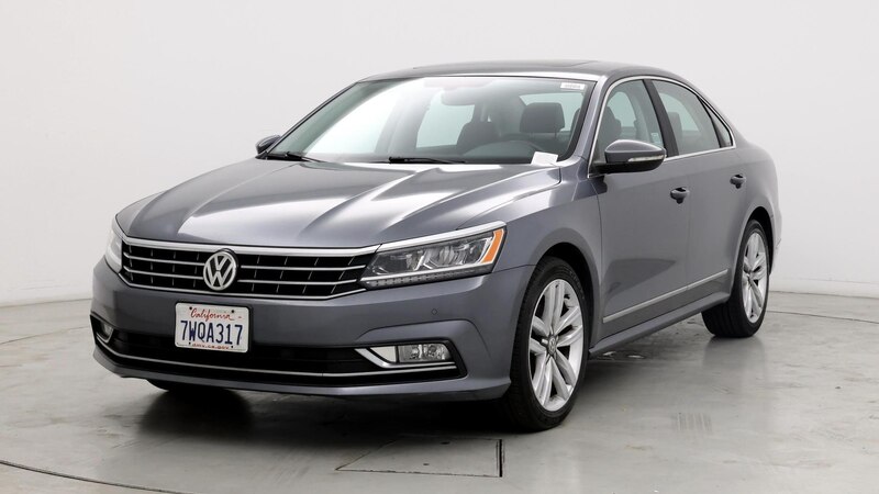 2017 Volkswagen Passat SE 4