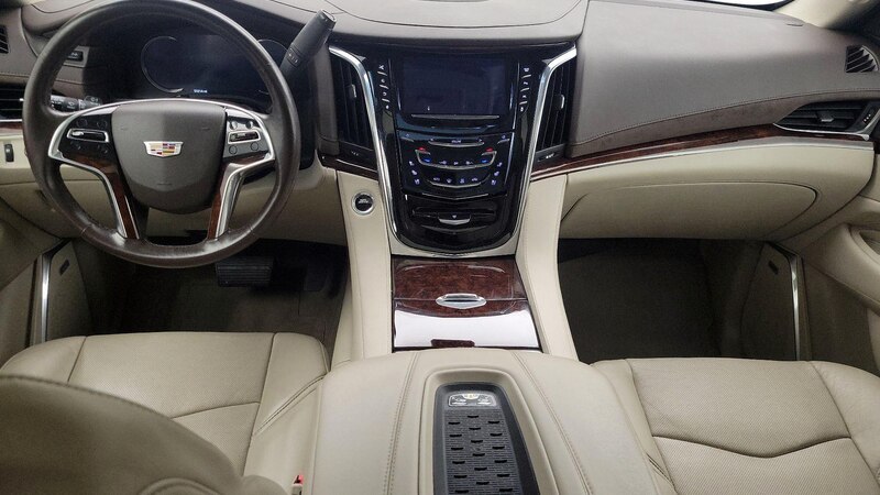 2016 Cadillac Escalade Premium 9